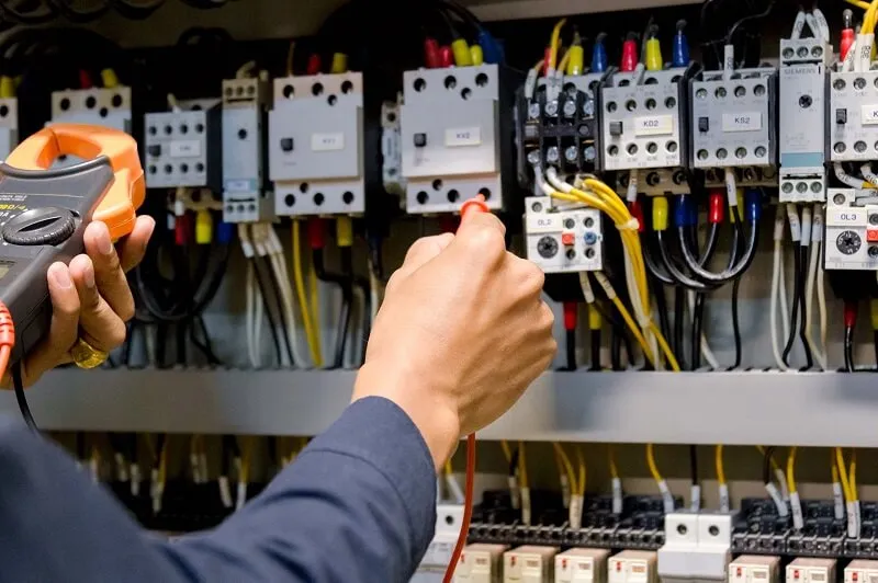 Commercial-Electrical-Services-In-Ryde